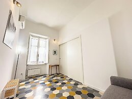 San Lorenzo Apartments