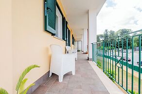 Terraced Apartments By The Ancient Appian Way