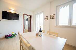 Terraced Apartments By The Ancient Appian Way