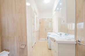 Terraced Apartments By The Ancient Appian Way