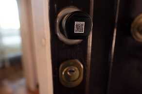 Testaccio Luminous And Large Apartment