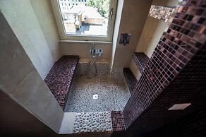 Testaccio Luminous And Large Apartment