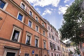 Trastevere Outstanding 4 Br Terraced Apartment