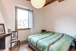 Trastevere Outstanding 4 Br Terraced Apartment