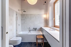 Trastevere Outstanding 4 Br Terraced Apartment