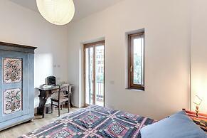 Trastevere Outstanding 4 Br Terraced Apartment