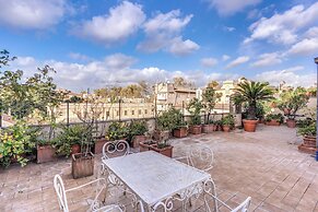 Trastevere Outstanding 4 Br Terraced Apartment