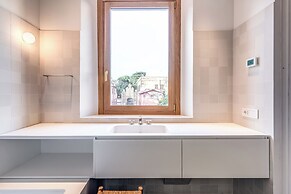 Trastevere Outstanding 4 Br Terraced Apartment