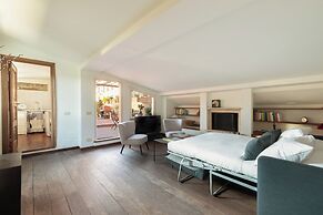 Trastevere Romantic Terraced Apartment 