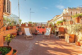 Trastevere Romantic Terraced Apartment 