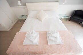 Vatican Beautiful 2Br Apartment 