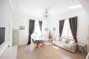 Vatican Beautiful 2Br Apartment 