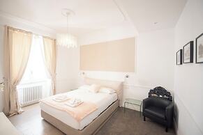 Vatican Beautiful 2Br Apartment 