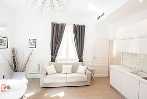 Vatican Beautiful 2Br Apartment 