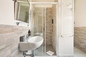 Vatican Beautiful 2Br Apartment With Terrace 