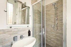 Vatican Beautiful 2Br Apartment With Terrace 