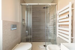 Vatican Lovely And New 2 Br Apartment