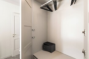 Vatican Lovely And New 2 Br Apartment