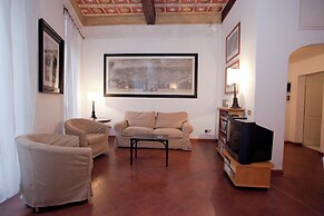 Via Giulia Wonderful Apartment