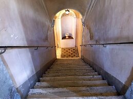 Wonderful Apartment With Balcony In Piazza Margana