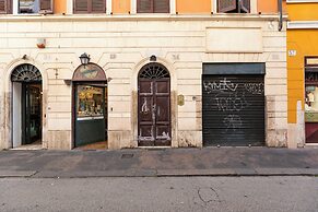 Via Dei Banchi Vecchi Apartments