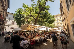 Via Dei Banchi Vecchi Apartments
