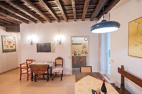 Via Dei Banchi Vecchi Apartments