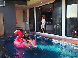 Brick Box Pool Villa & Café