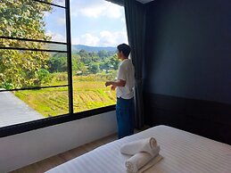 Brick Box Pool Villa & Café