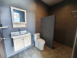 Brick Box Pool Villa & Café