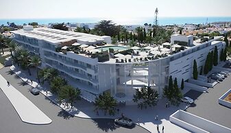 Castelo Suites Hotel