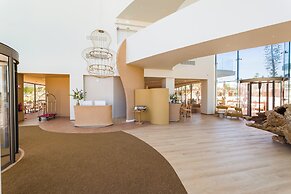 Castelo Suites Hotel