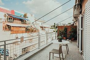 MGM Residencies - Miaouli