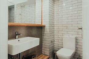 MGM Residencies - Miaouli