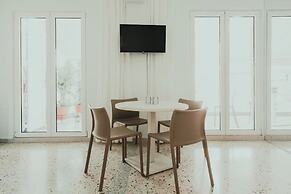 MGM Residencies - Miaouli