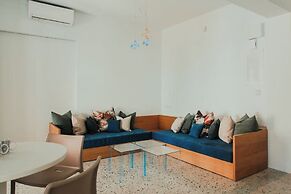 MGM Residencies - Miaouli