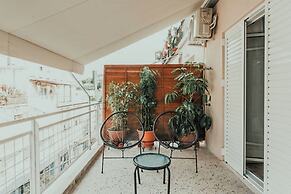 MGM Residencies - Miaouli