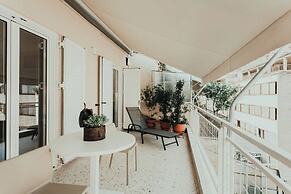 MGM Residencies - Miaouli