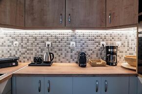 Acropolis Penthouse Project