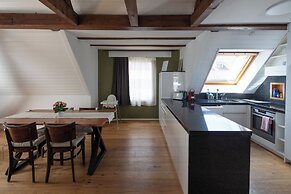 BERG&BERG APARTMENTS-Spiez Self Check-In