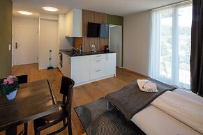 BERG&BERG APARTMENTS-Spiez Self Check-In