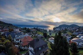BERG&BERG APARTMENTS-Spiez Self Check-In