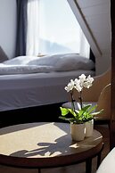 BERG&BERG APARTMENTS-Spiez Self Check-In