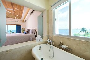 Villa Punta Sam Cancun Beachfront Luxury