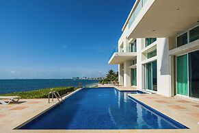 Villa Punta Sam Cancun Beachfront Luxury