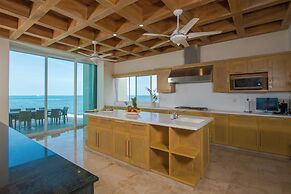 Villa Punta Sam Cancun Beachfront Luxury