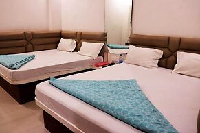 Hotel Gayatri Palace