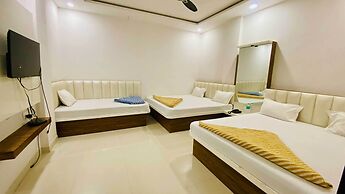 Hotel Gayatri Palace