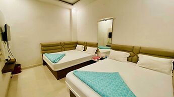 Hotel Gayatri Palace