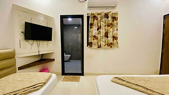 Hotel Gayatri Palace